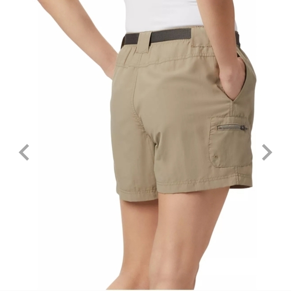Columbia Light-weight Sandy River Cargo Shorts in Tusk with Belt, Size XS - Picture 4 of 16